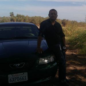 Meet your Posher, Luis alberto